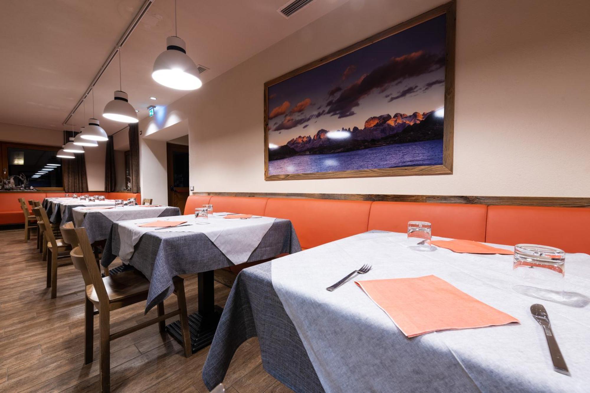 Hotel Fortini Мадона ди Кампильо Екстериор снимка
