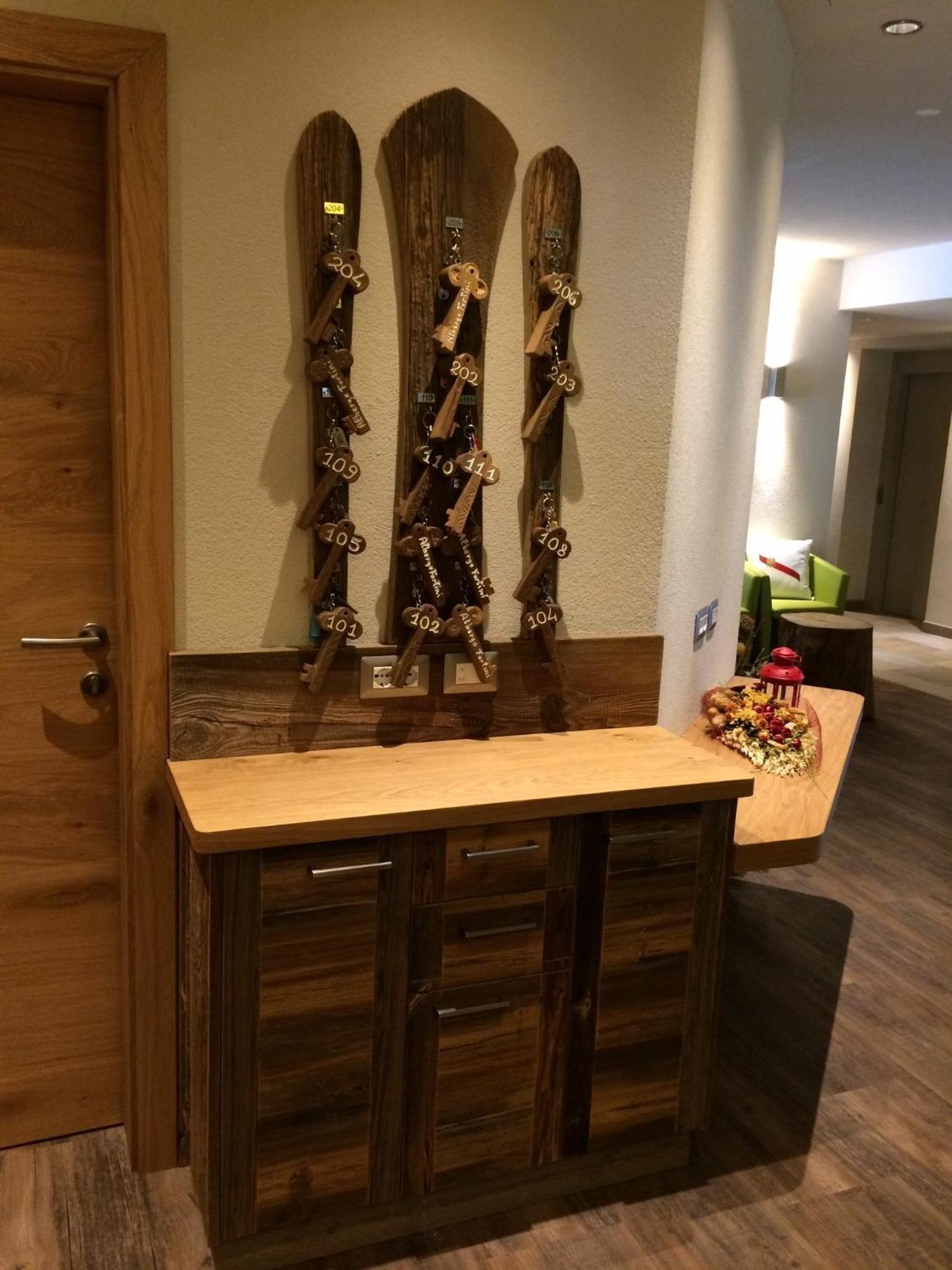 Hotel Fortini Мадона ди Кампильо Екстериор снимка