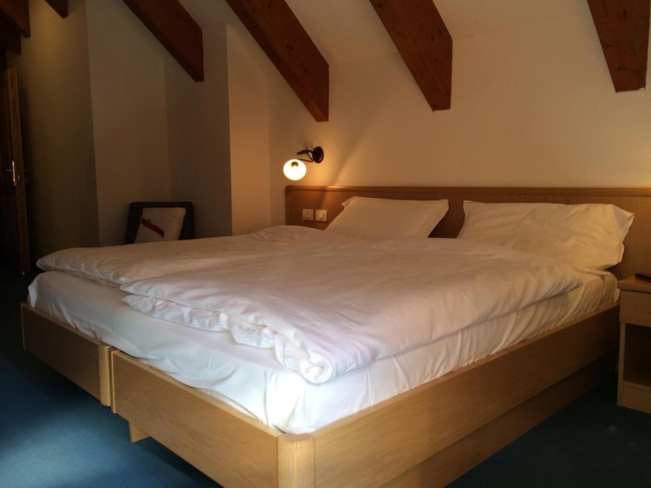 Hotel Fortini Мадона ди Кампильо Екстериор снимка