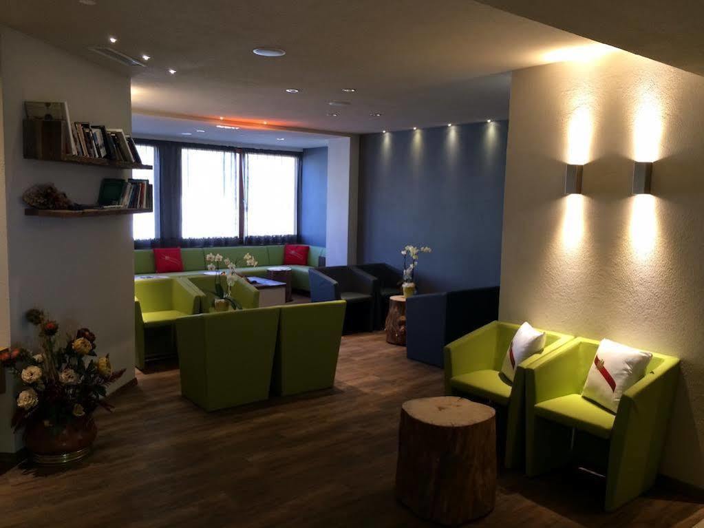 Hotel Fortini Мадона ди Кампильо Екстериор снимка