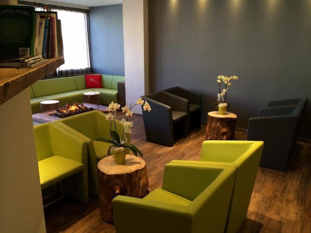 Hotel Fortini Мадона ди Кампильо Екстериор снимка